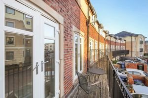 Photo 7- click for photo gallery